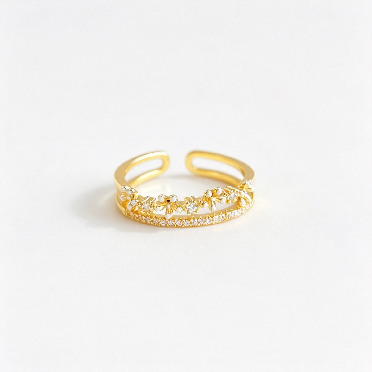 The Daisy Chain Ring