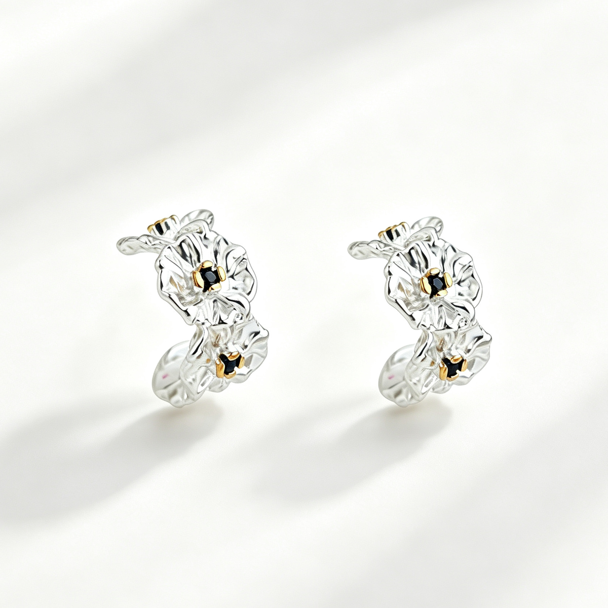 The Silver Daisy Studs