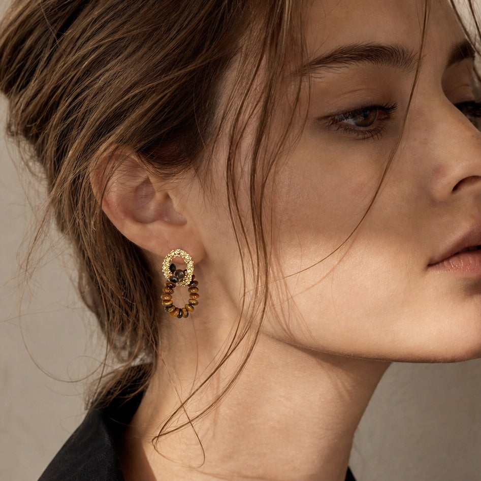 The Amber Chain Link Hoops